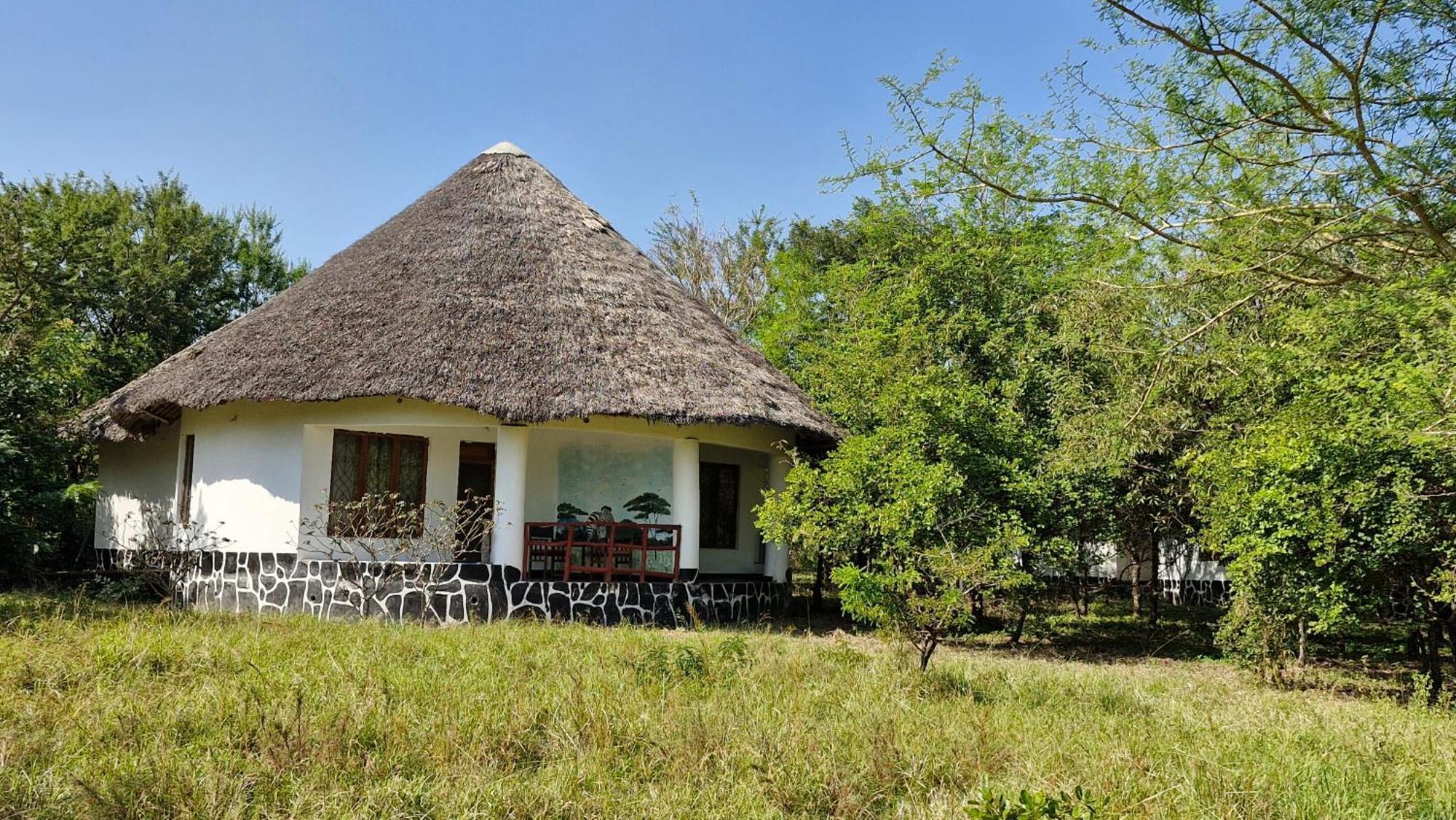 Voyage Village Lodge Mikumi Kültér fotó